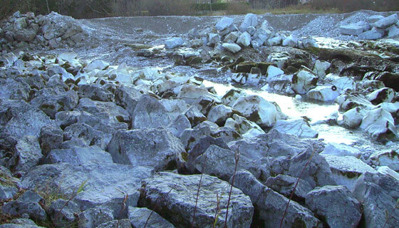 Isarburg-flussbaumassnahmen-2011/12-trockenes Flussbett